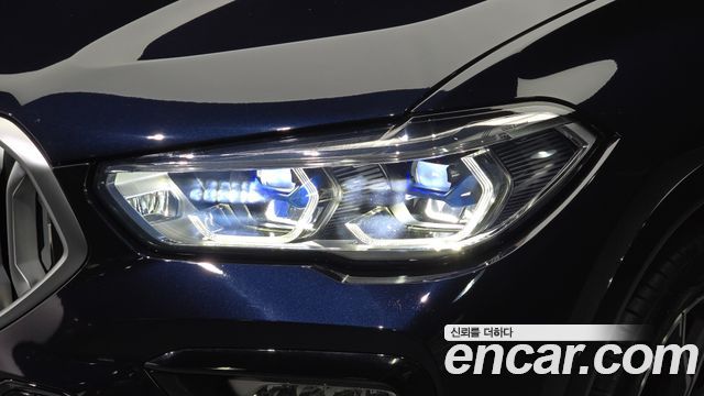 BMW X6 2021 — photo 8
