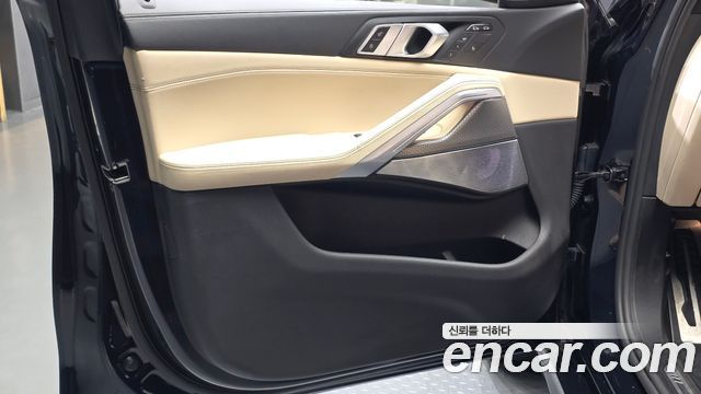 BMW X6 2021 — photo 14