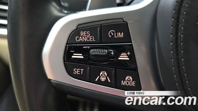 BMW X6 2021 — photo 27