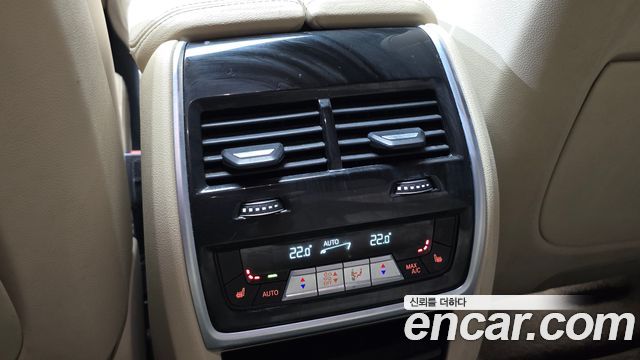 BMW X6 2021 — photo 32