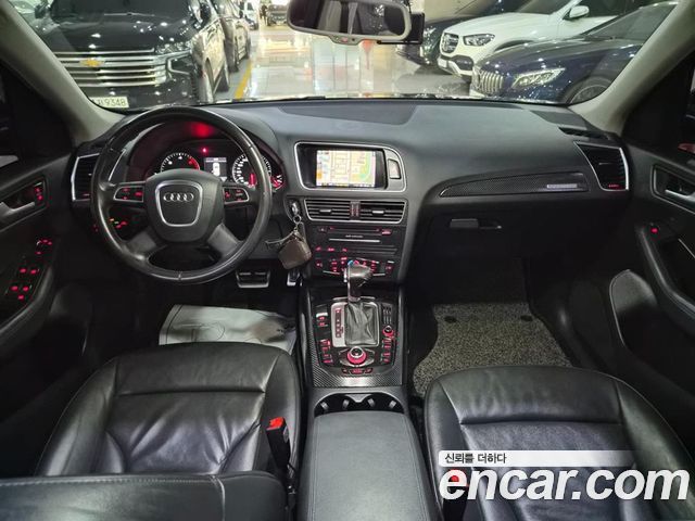 Audi Q5 2011 — photo 9