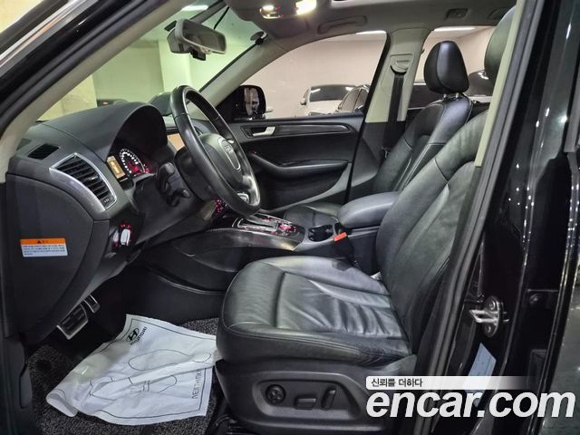 Audi Q5 2011 — photo 12
