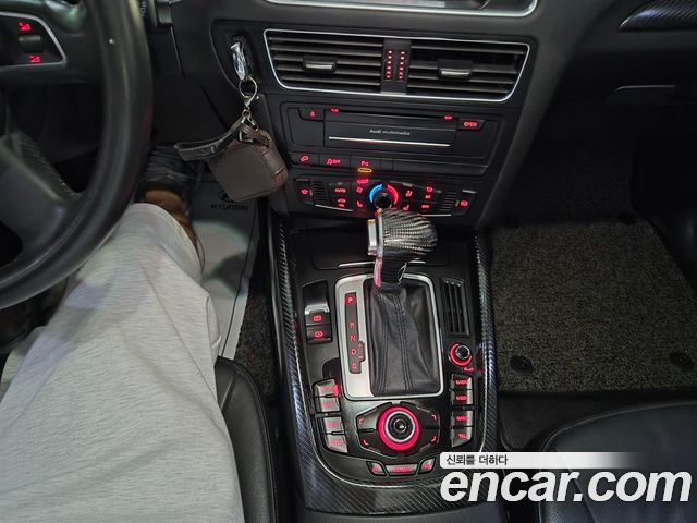 Audi Q5 2011 — photo 14