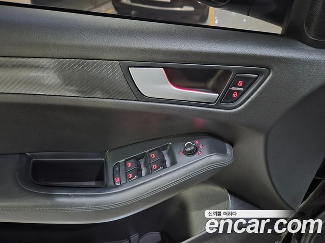 Audi Q5 2011 — photo 15