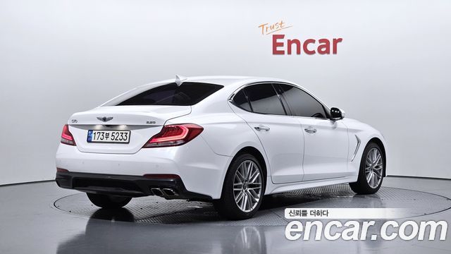 Genesis G70 2019 — photo 2
