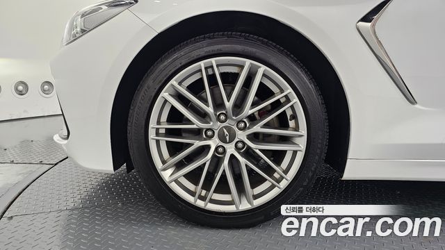 Genesis G70 2019 — photo 5