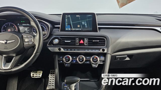 Genesis G70 2019 — photo 20