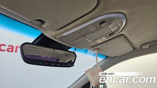 Genesis G70 2019 — photo 23