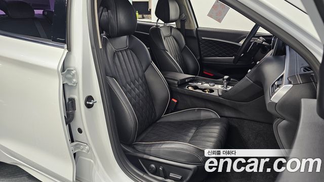 Genesis G70 2019 — photo 16