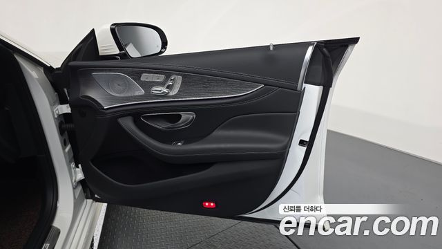 Mercedes-Benz AMG GT 2023 — photo 14