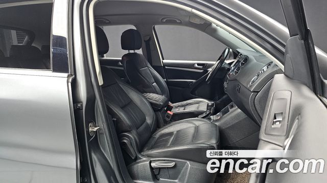 Volkswagen Tiguan 2014 — photo 11