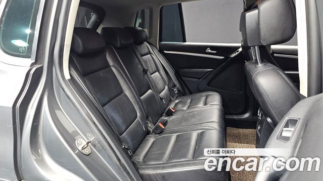 Volkswagen Tiguan 2014 — photo 12