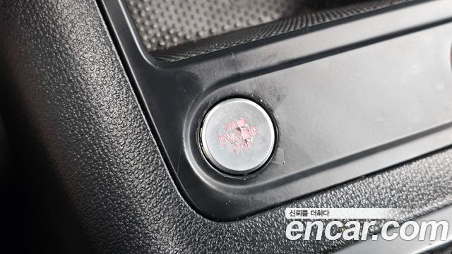 Volkswagen Tiguan 2014 — photo 19