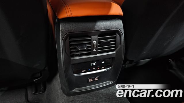 BMW M3 2025 — photo 35