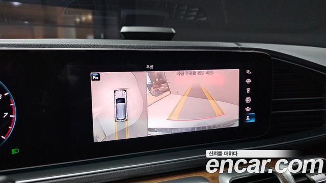 Mercedes-Benz GLE-Class 2019 — photo 14