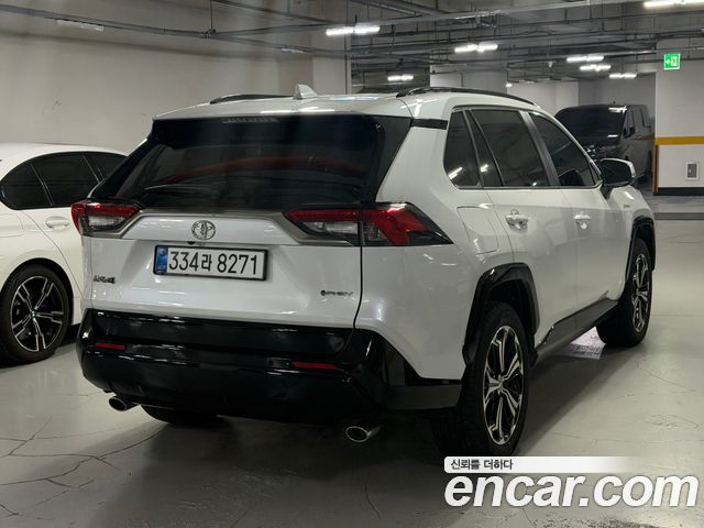 Toyota RAV4 2025 — photo 4
