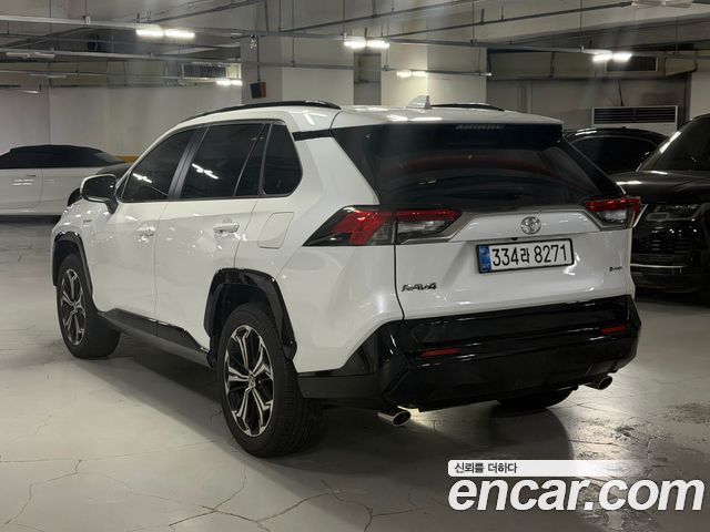 Toyota RAV4 2025 — photo 6