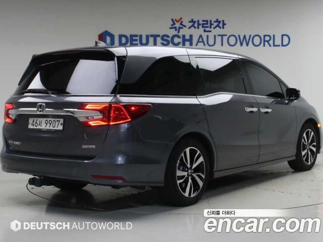 Honda Odyssey 2019 — photo 2