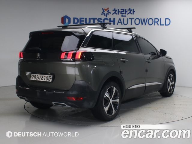 Peugeot 5008 2018 — photo 2