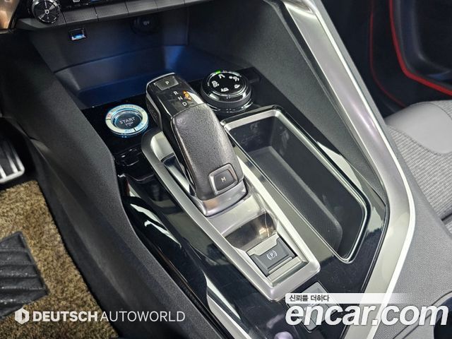 Peugeot 5008 2018 — photo 9