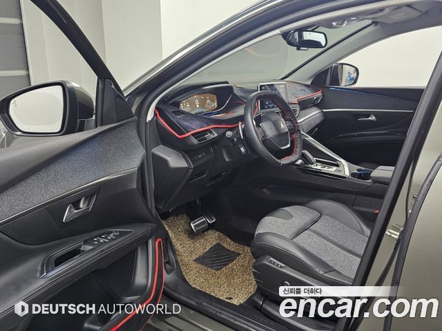 Peugeot 5008 2018 — photo 11