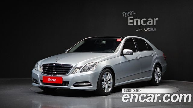 Mercedes-Benz E-Class 2011 — photo 1