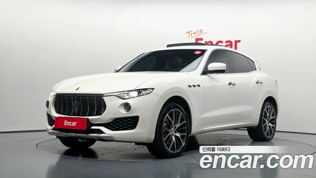 Maserati Levante 2017 — photo 1
