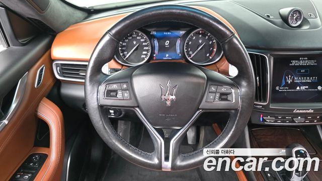 Maserati Levante 2017 — photo 13
