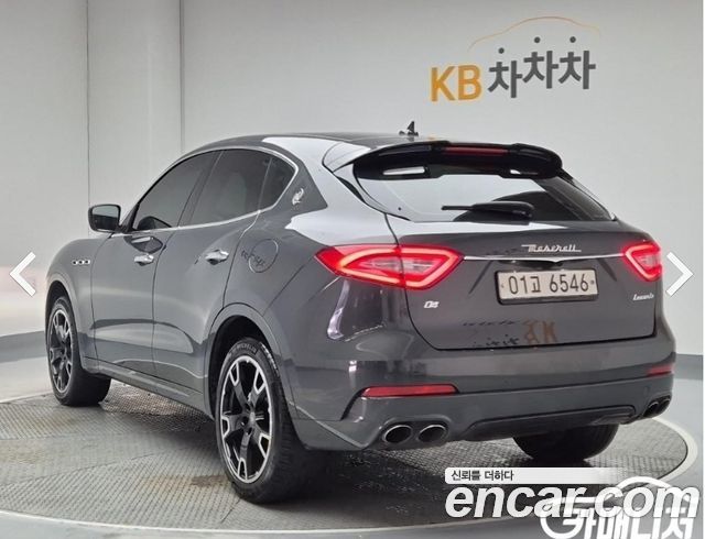 Maserati Levante 2017 — photo 2