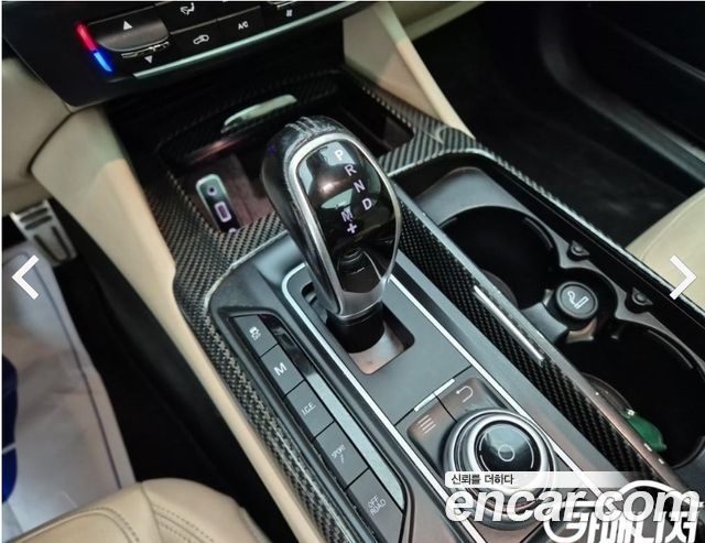 Maserati Levante 2017 — photo 9