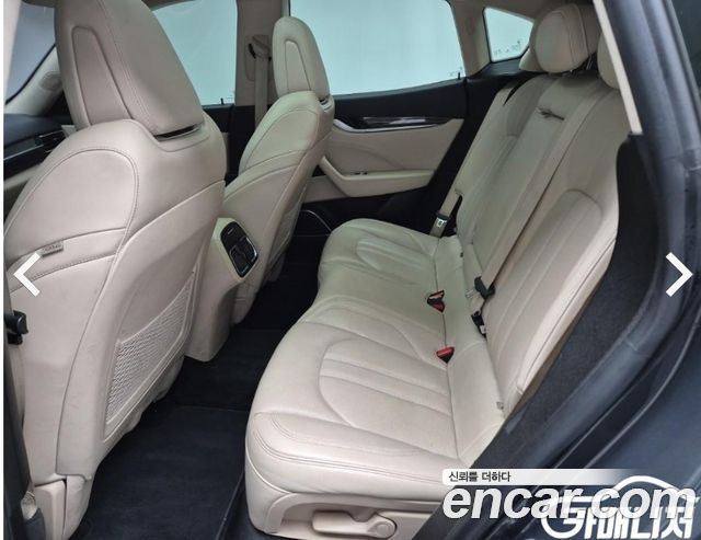 Maserati Levante 2017 — photo 11