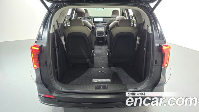 Kia Canival 2025 — photo 23