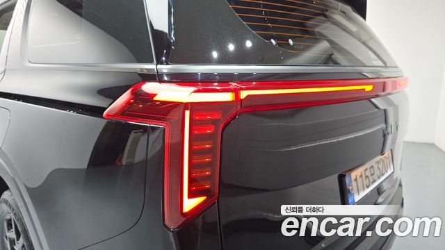 Kia Canival 2025 — photo 9