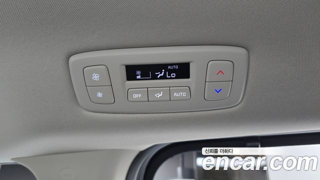 Kia Canival 2025 — photo 32