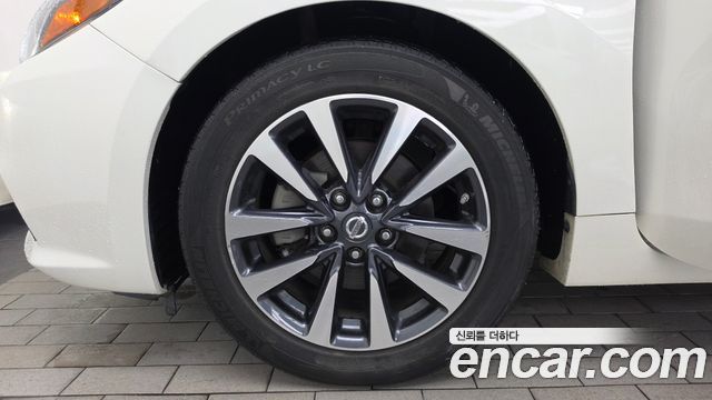Nissan Altima 2017 — photo 5