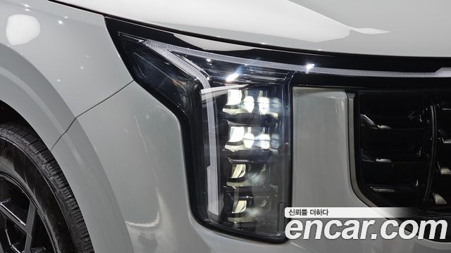 Kia Canival 2025 — photo 8
