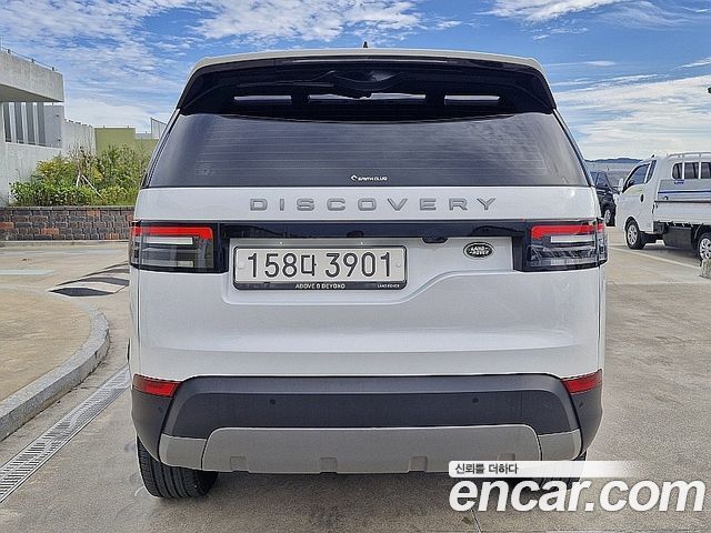 Land Rover Discovery 2019 — photo 6