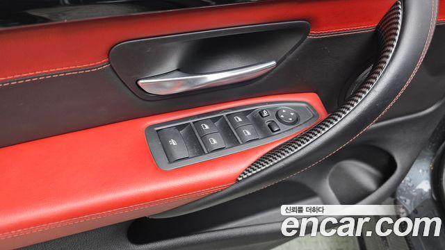 BMW M4 2016 — photo 28