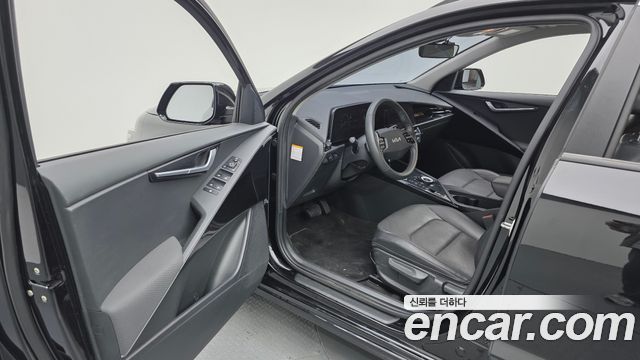 Kia Niro 2023 — photo 10
