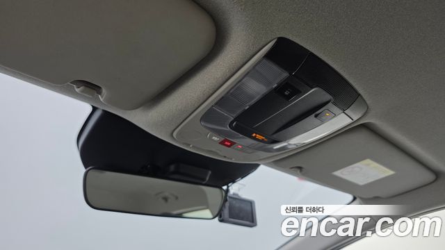 Kia Niro 2023 — photo 17