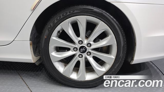 Hyundai Sonata 2010 — photo 5