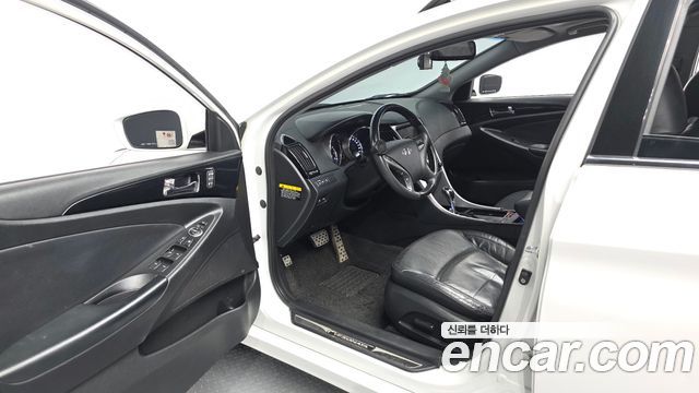 Hyundai Sonata 2010 — photo 10