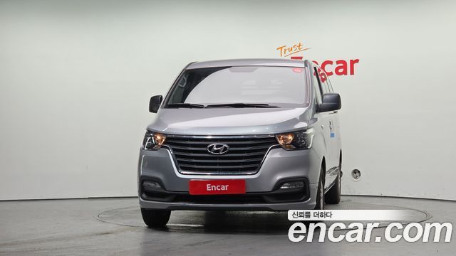 Hyundai Starex 2019 — photo 3