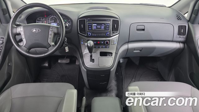 Hyundai Starex 2019 — photo 7