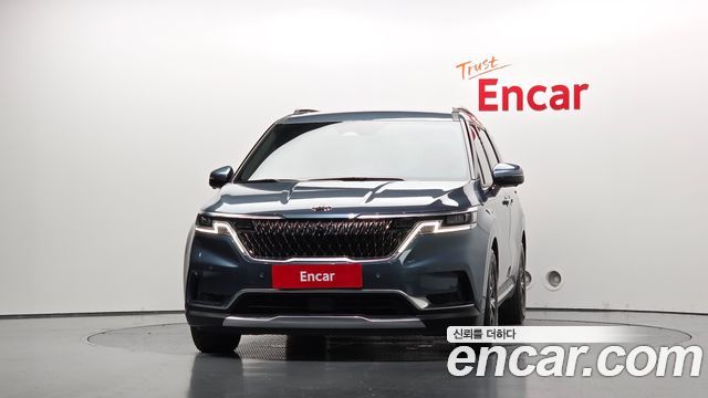 Kia Canival 2021 — photo 3