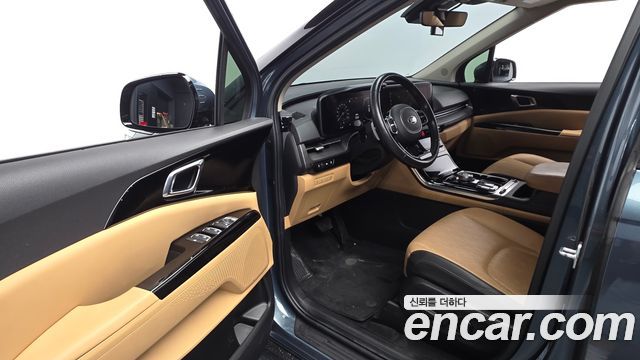 Kia Canival 2021 — photo 10
