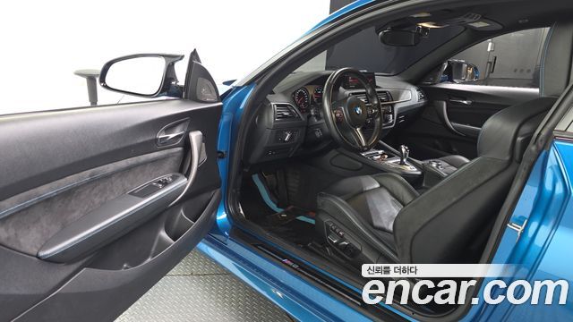 BMW M2 2020 — photo 10