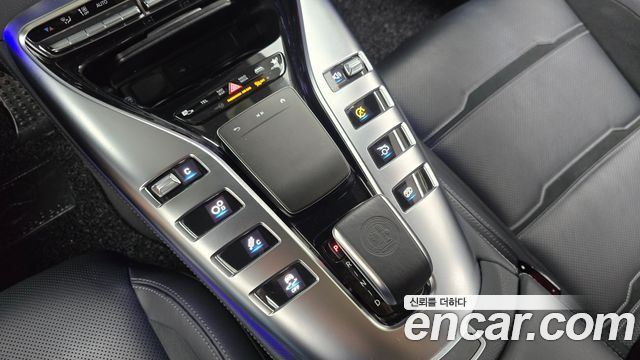 Mercedes-Benz AMG GT 2022 — photo 12