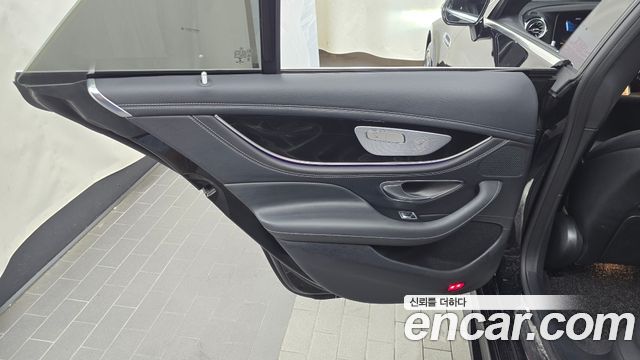 Mercedes-Benz AMG GT 2022 — photo 15
