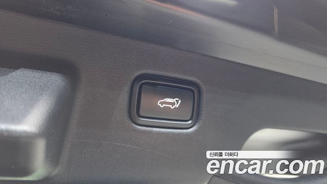 Kia EV6 2023 — photo 24